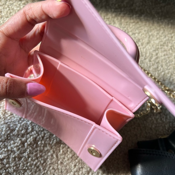 Never used - Mini, rubberized sling bag - Picture 3 of 3